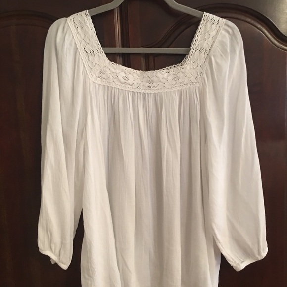 Chaps Tops - Chaps white cotton-blend pheasant blouse.